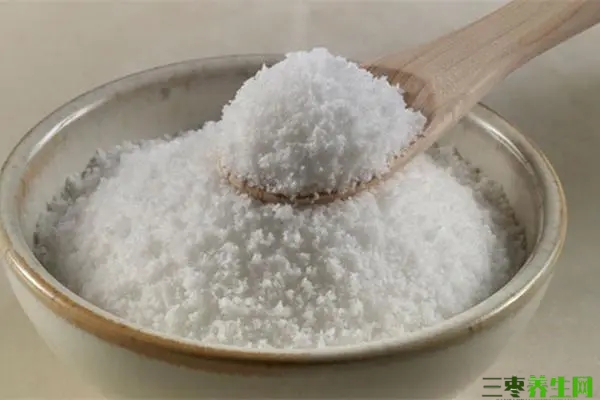 食盐放十年还能吃吗有毒吗？